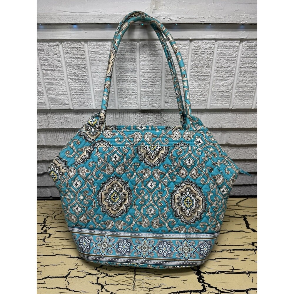 Vera Bradley Colorful Ladies Purse Bag Satchel Tote Blue Paisley Quilted Large